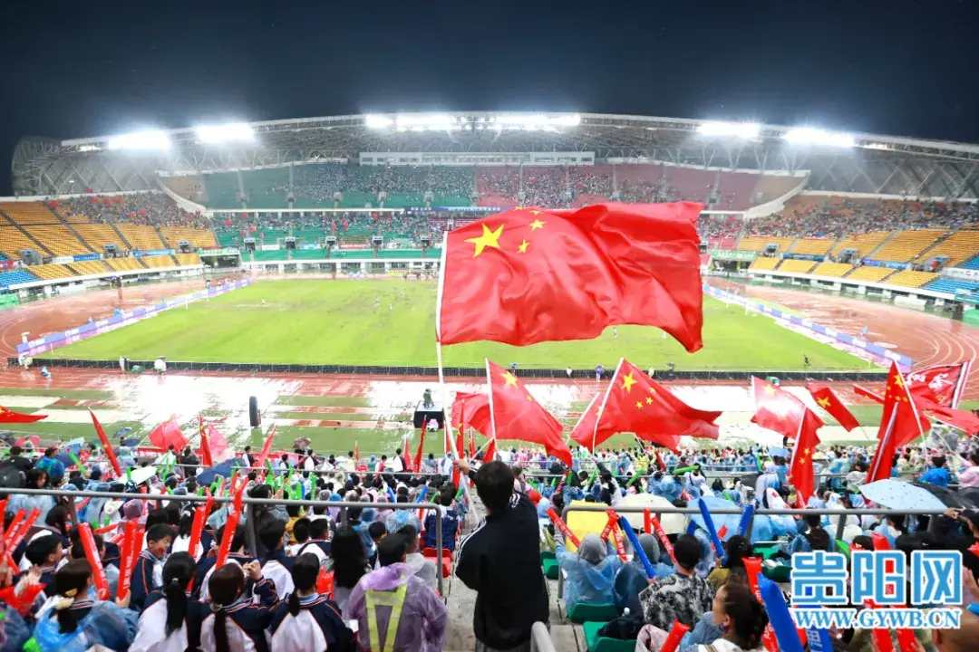 当晚, 上都面临困